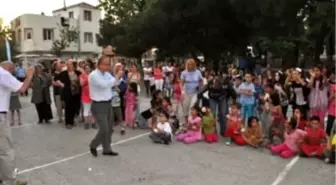 CHP'li Başkan, 'Erotik Dans' Tepkisi Üzerine Şovu Programdan Çıkardı