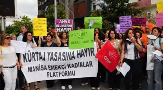 Manisalı Kadınlardan Kürtaj Eylemi