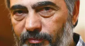 Zaman Yazarı Başbakan'a Fena Çattı
