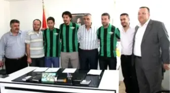 Akhisarspor'da 3 İmza Daha