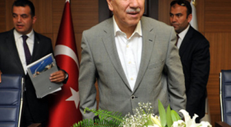 Arınç Yüzde 68'lik Anketi Açıkladı