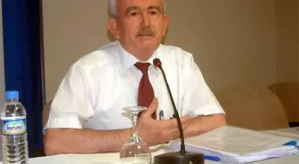 Burhaniye de Zeytinci Uçakla İlaçlamadan Vazgeçilmesine Tepkili