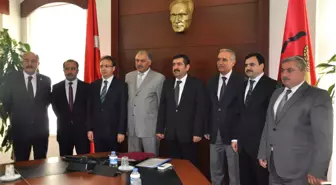 Yeniceoba'da Hayırseverden Eğitime Destek