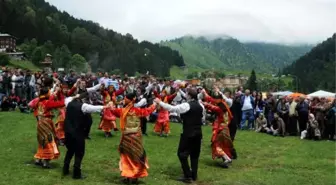 Ayder'de En Güzel Çocuk ve Örme Çorap Yarışması