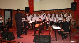 Öğretmenler Korusu Verdiği Konser ile Büyüledi