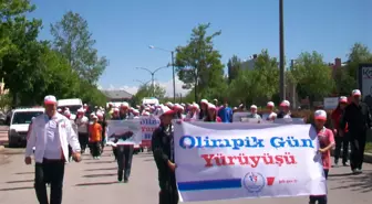 Olimpik Gün İçin Yürüdüler