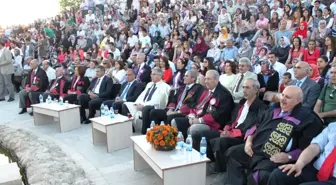 Fü İnsani ve Sosyal Bilimler Fakültesi'nde Mezuniyet Töreni