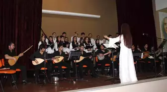 Konservatuardan Türkü Ziyafeti