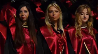 Uludağ Üniversitesi'nde Mezuniyet Coşkusu