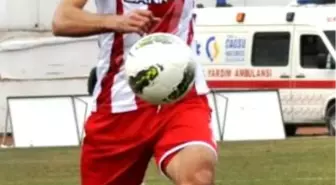 Boluspor Hakan Arslan'ın Sözleşmesini Uzattı, Orhan Ak ile Yollarını Ayırdı