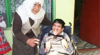 Çaldıran'da 'Tane Tane Gelen Mutluluk' Kampanyası