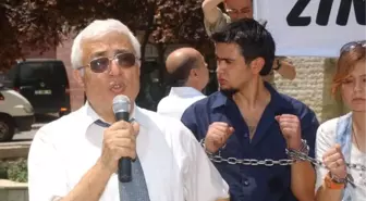 CHP'li Tutuklu Vekillere Zincirli Destek