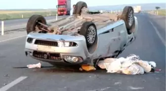 Akşehir'de Otomobil Takla Attı: 2 Ölü, 3 Yaralı