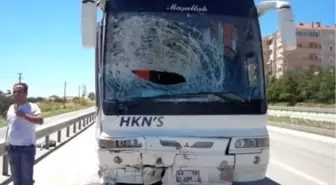 Tekirdağ'da Turistleri Taşıyan Otobüs Kaza Yaptı: 13 Yaralı