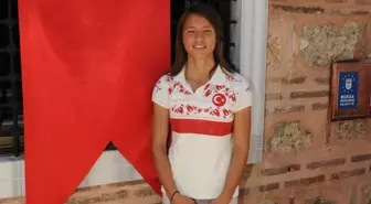 Büyükşehirli Elif Türkiye'yi Temsil Edecek