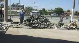 Kadıköy'de Başkan Özel Çalışıyor, Belde Güzelleşiyor