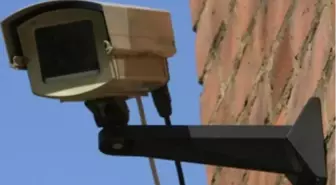 Kaza Anı Güvenlik Kamerasına Yansıdı