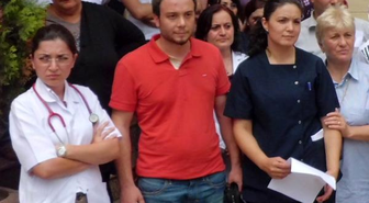 Rize'de Doktora Sopalı Saldırı