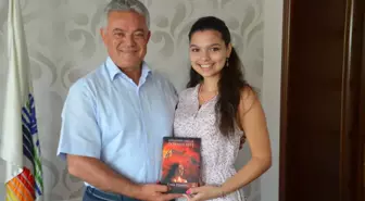 Türkiye'nin En Genç Yazarı Dördüncü Kitabını Çıkartmak İstiyor