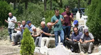 Türkeli Gazetesi Sahibi Özsoy'un Kayın Validesi Tuncer Vefat Etti