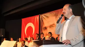 Mamak Kültür Merkezi'nde Mezuniyet Coşkusu Yaşandı