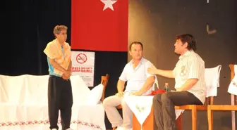 Sağlıkçıların 'Ballı Emzik' Oyunu Tam Not Aldı