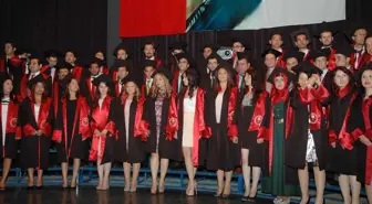 Veteriner Fakültesi 26. Dönem Mezunlarını Verdi