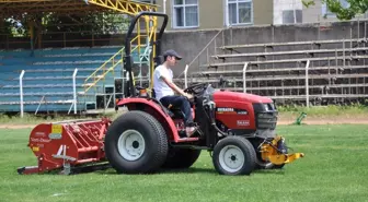 Fatsa'nın Çim Sahası Bakıma Alındı
