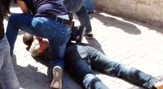 BDP'lilerin Eğitim Destek Evi'nin Kapatılmasını Protestosunda Arbede