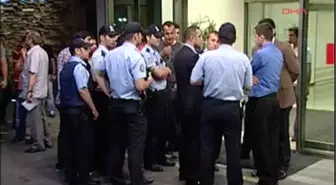 Yaralı Polisin Sağlık Durumu İyi, Tedavisi Devam Ediyor