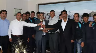 Ilıca İdmanocağı Belediyespor'dan Cengiz'e Teşekkür Ziyareti