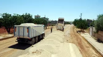 Büyükşehir Belediyesi Asfalt Çalışmalarını Sürdürüyor