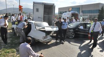 Kütahya'da Zincirleme Trafik Kazası: 5 Yaralı