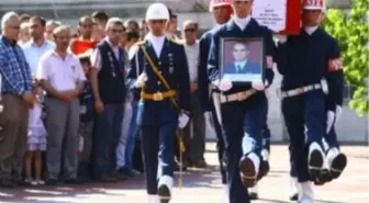 Şehit Pilot Aksoy Son Yolculuğuna Uğurlandı