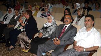 Konya'da 'Irak'ta Kadın Olmak' Konulu Konferans