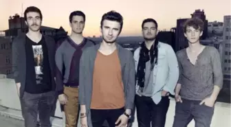 Vera Beyoğlu Hayal Kahvesi Sahnesinde!