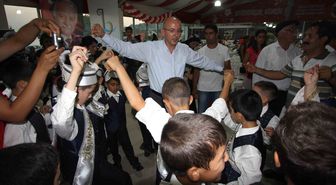 Bayraklı Belediyesi'nden Sünnet Şöleni