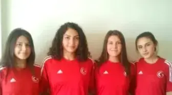Potanın Perileri Milli Takımda