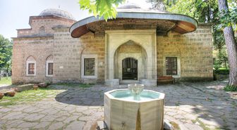 Muradiye Türbeleri Geceleri Işıl Işıl Parlayacak