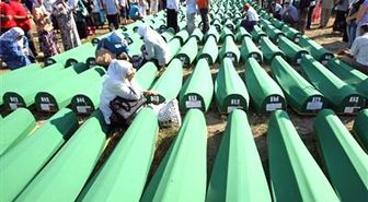 Srebrenitsa Şehitleri Anıldı