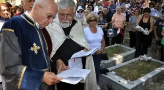 Ermeni Cemaati'nden Mezarlık Ziyareti