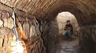 Agora'da 2 Bin Yıllık Su Kanalı Bulundu