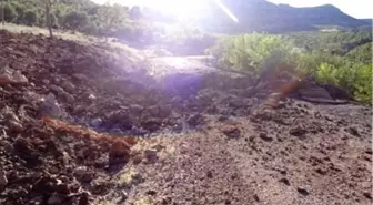 Diyarbakır'da PKK'nın Yola Tuzakladığı 150 Kilo A-4 Patlayıcı Bulundu