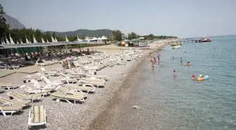 Kemer Sahilinde Şezlonglar Kaldırılacak