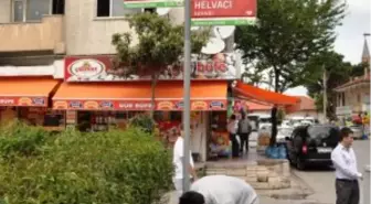 Sapanca'da Cadde ve Sokak Tabelaları Yenileniyor