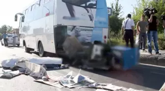 Ağrı'da Minibüsle Kamyonetin Çarpışması