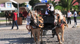 İzmir Yeni Faytonları Sevdi