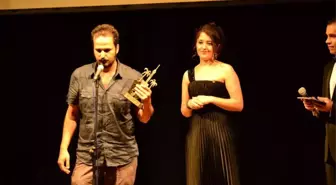 BBŞT Oyuncuları, Tiyatro Yarışması'nda 3 Ödül Aldı