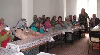 Halk Eğitim'den Aile İçi İletişim Semineri Düzenlendi