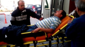 İşçi Servisi ile Kamyon Çarpıştı: 8 Yaralı
